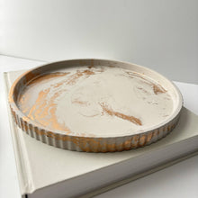 Load image into Gallery viewer, Joma - Concrete Fluted Tray | Round Concrete Tray: Black fusion marble