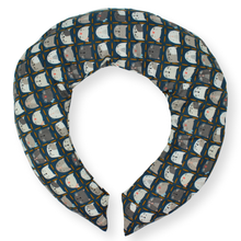 Load image into Gallery viewer, Aromatherapy Heat & Cold Neck Wrap: Cream Floral / Lavender