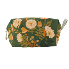 Load image into Gallery viewer, The Small Dopp Kit: 376 | Raspberry Camilla / Small