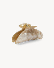 Load image into Gallery viewer, Midi Heirloom Claw in Sand Shell