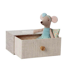 Load image into Gallery viewer, Maileg - Dance Mouse in daybed, Little Sister