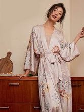 Load image into Gallery viewer, Folding Fan Kimono Robe: Champagne / One Size Fits from S to XL