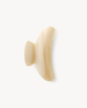 Load image into Gallery viewer, Grande Heirloom Claw in Alabaster