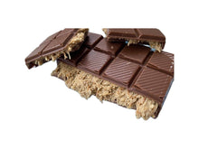 Load image into Gallery viewer, Peanut Praline Dubai Chocolate Bar – Crispy & Nutty Delight: 1 Piece (100g)