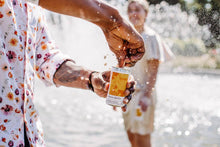 Load image into Gallery viewer, Festive Spritz Bundle Non-alcoholic Dry January mocktail