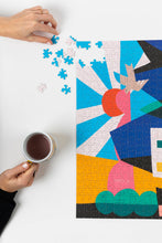 Load image into Gallery viewer, 800pc Puzzle & Glue Kit: Escape The City