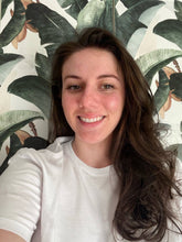 Load image into Gallery viewer, 800pc Puzzle: Enjoying the Pool, Rafaela Mascaro