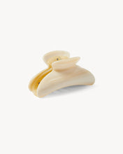 Load image into Gallery viewer, Grande Heirloom Claw in Alabaster
