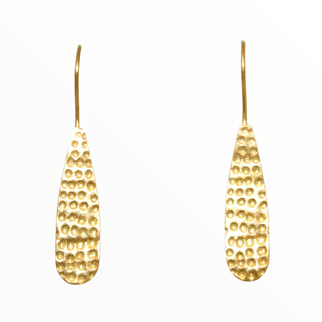 Long Leaf shape in Hammered Gold