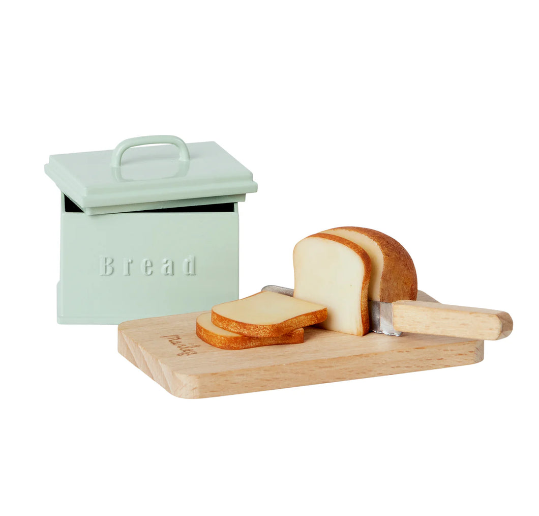 Maileg Miniature Bread Box with Cutting Board and Knife