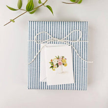 Load image into Gallery viewer, Hobnail bouquet mini enclosure notecard
