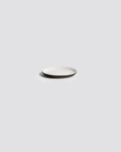 Load image into Gallery viewer, Handmade Stoneware Flat Side Plate | Edan 5.9": Matte Green/Shiny Green
