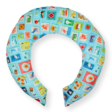 Load image into Gallery viewer, Aromatherapy Heat &amp; Cold Neck Wrap: 432 | Bee / Lavender
