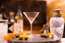 Load image into Gallery viewer, A Pair of Crystal Martini Glasses with Stars Design
