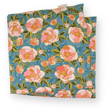 Load image into Gallery viewer, Aromatherapy Large Heat &amp; Cold Wrap: 468 | Peony on Peach / Lavender
