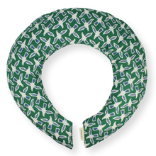 Load image into Gallery viewer, Aromatherapy Heat &amp; Cold Neck Wrap: 432 | Bee / Lavender
