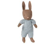 Load image into Gallery viewer, Maileg - Micro Rabbit - Brown - Blue Knitted Suit
