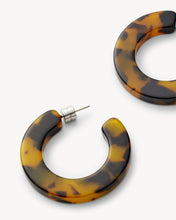 Load image into Gallery viewer, Kate Hoops in Classic Tortoise
