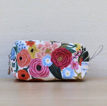 Load image into Gallery viewer, The Small Dopp Kit: Ink Cap Mushroom / Small
