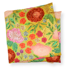 Load image into Gallery viewer, Aromatherapy Large Heat &amp; Cold Wrap: Cream + Pink Floral / Lavender

