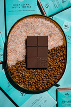 Load image into Gallery viewer, Himalayan Salt + Toffee Bar - 1 oz
