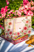 Load image into Gallery viewer, "Un matin à Paris" Pure Butter Shortbread Cookies Box
