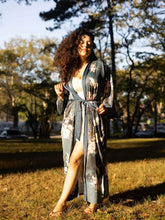 Load image into Gallery viewer, Garden Crane Blue Kimono Robe: Blue / One Size Fits from S to XL
