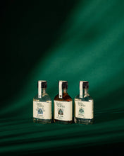 Load image into Gallery viewer, Spirits Flasks-St. Oak
